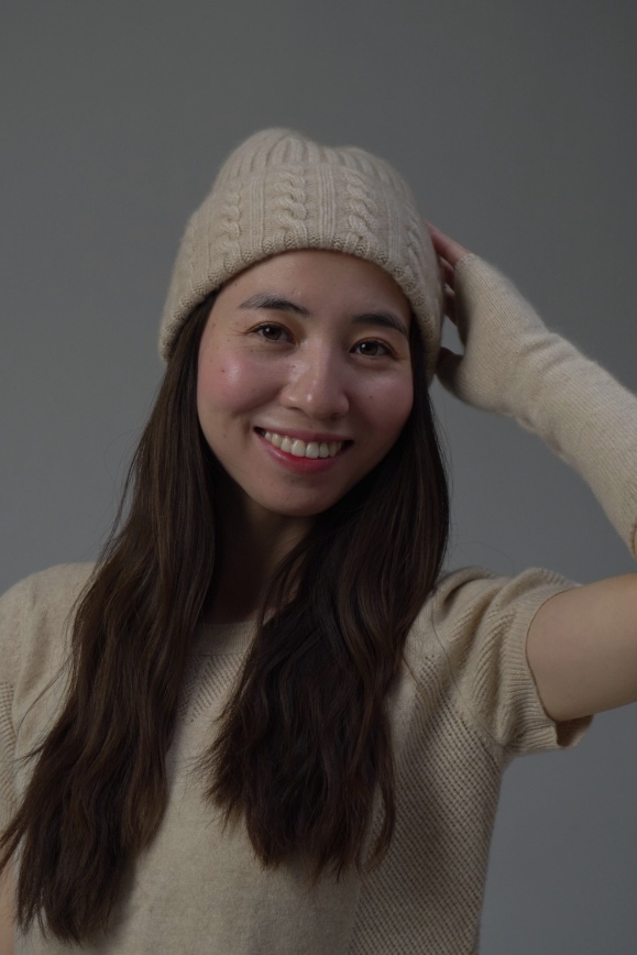 Купить Шапка бежевая из 100% кашемира в Москве