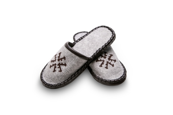 Купить Тапочки серые из войлока в Москве