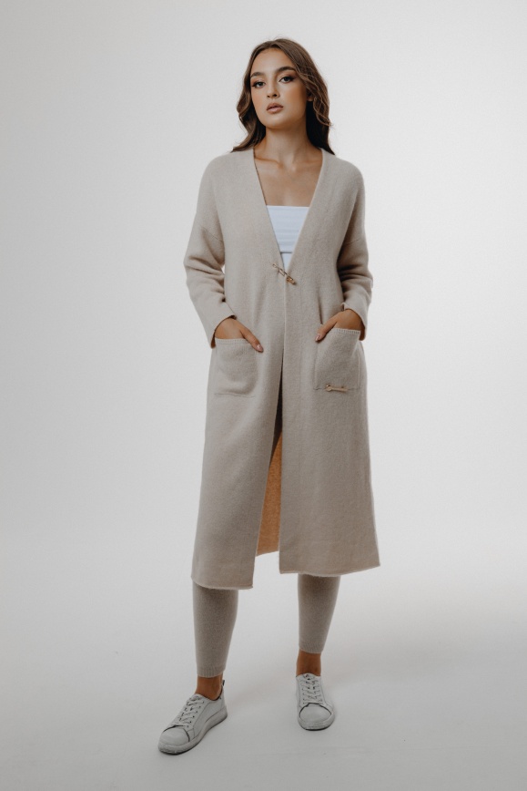 Купить Пальто из 100% кашемира бежевое в Москве