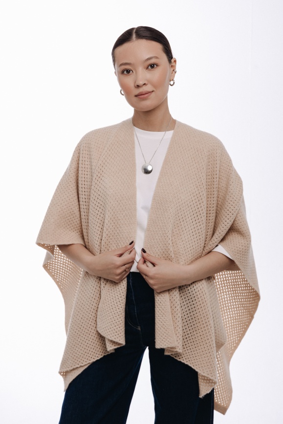 Купить Накидка бежевая из 100% кашемира в Москве