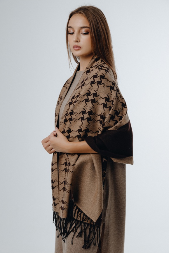 Купить Палантин двухцветный из 50% кашемира и 50% вискозы в Москве Купить Палантин двухцветный из 50% кашемира и 50% вискозы в Москве