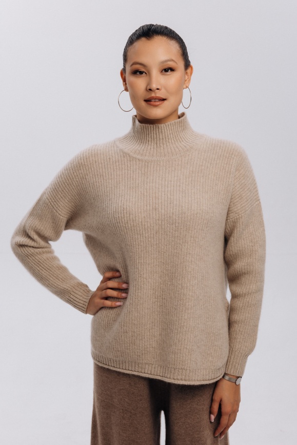 Купить Свитер бежевый из 100% пуха яка в Москве