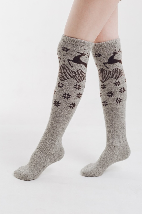 Купить Гольфы серые с оленями из 70% шерсти яка в Москве