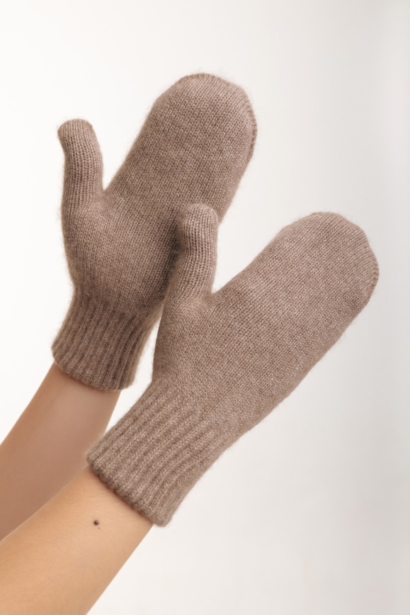 Купить Варежки из 100% кашемира цвета капучино в Москве