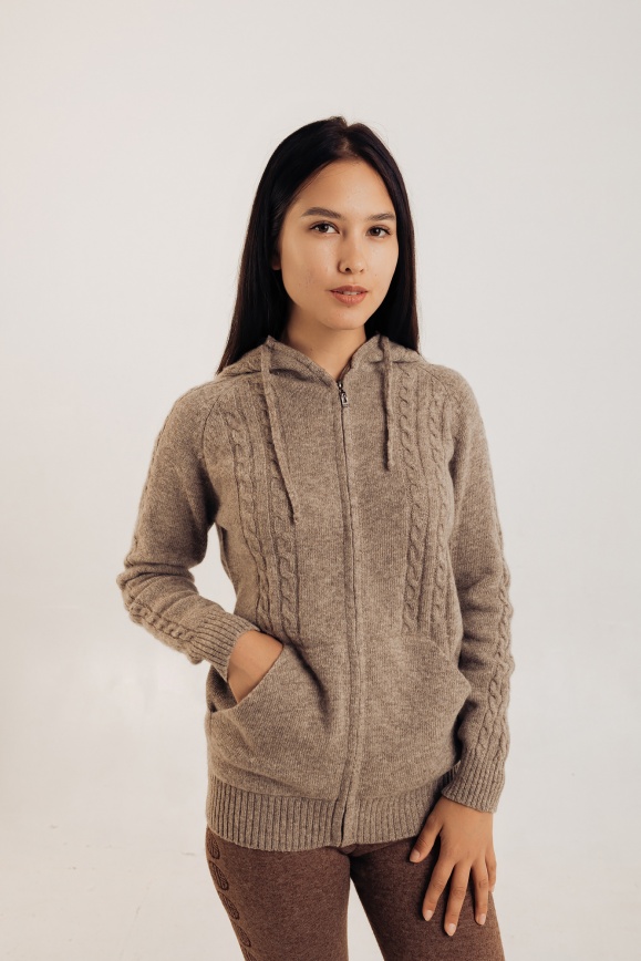 Купить Кардиган из 100% шерсти яка цвета капучино в Москве