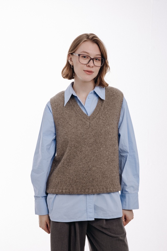 Купить Жилет из 100% шерсти яка цвета капучино в Москве