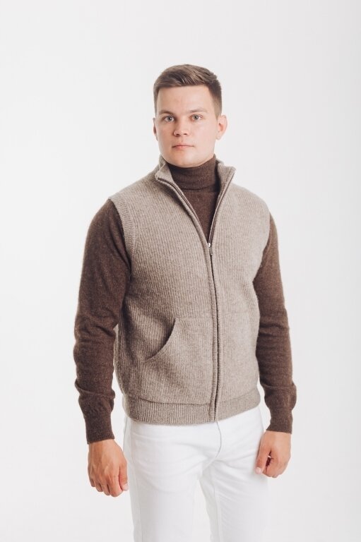 Купить Безрукавка бежевая из 100% шерсти яка в Москве