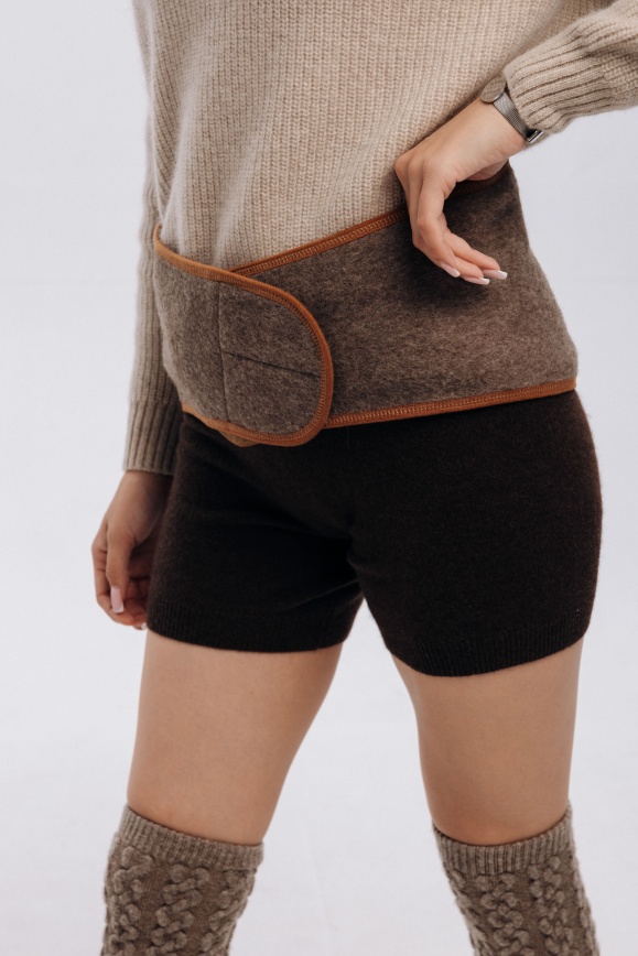 Купить Пояс с нашивкой из верблюжьей шерсти в Москве