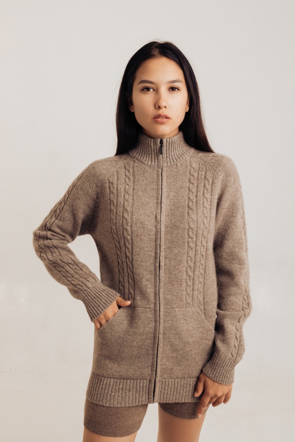 Купить Кардиган на молнии из 100% шерсти яка цвета капучино в Москве