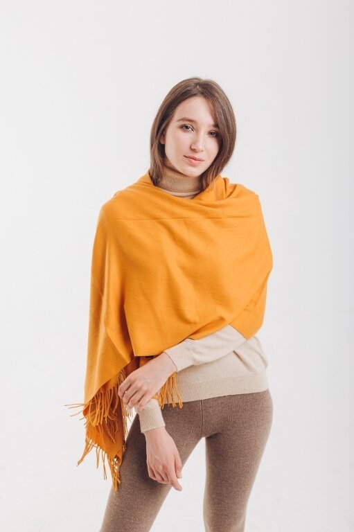 Купить Палантин жёлтый из 70% кашемира в Москве Купить Палантин жёлтый из 70% кашемира в Москве