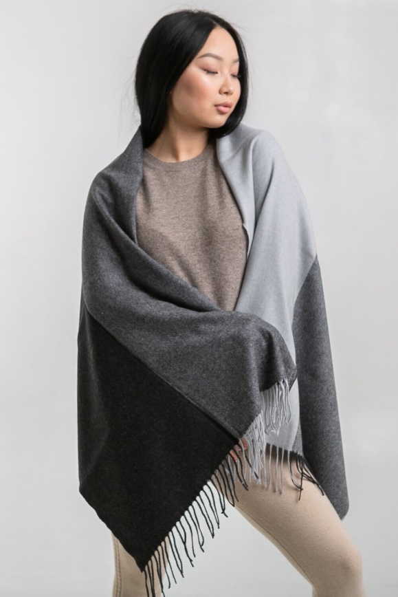 Купить Палантин трёхцветный из кашемира "Gobi's Sun" в Москве