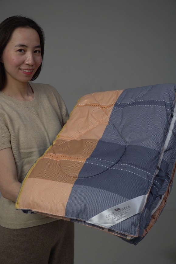 Купить Одеяло cтеганое из верблюжьей шерсти в Москве